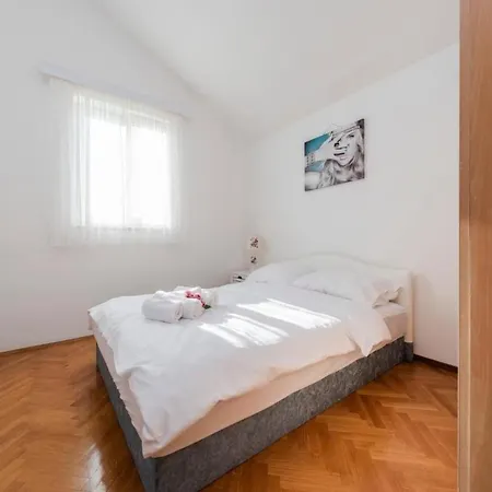 Antonella By Interhome *